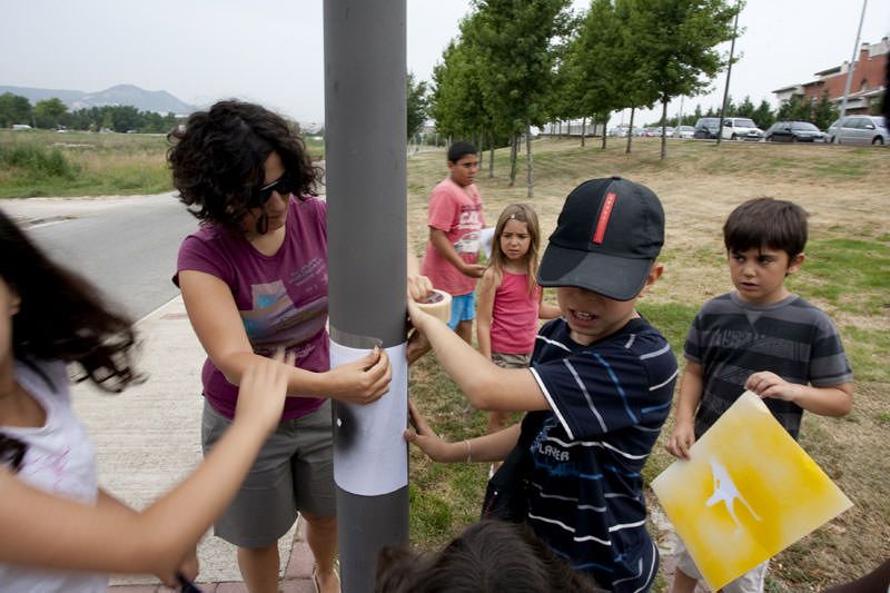 QUAM2011. TALLER DES DEL CARRER. EXPERIMENTEM I PROJECTEM. ©FERRAN CASTRILLO